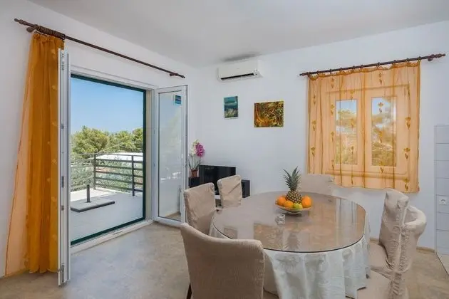 Ev (Villa Ante - with pool - H(6))