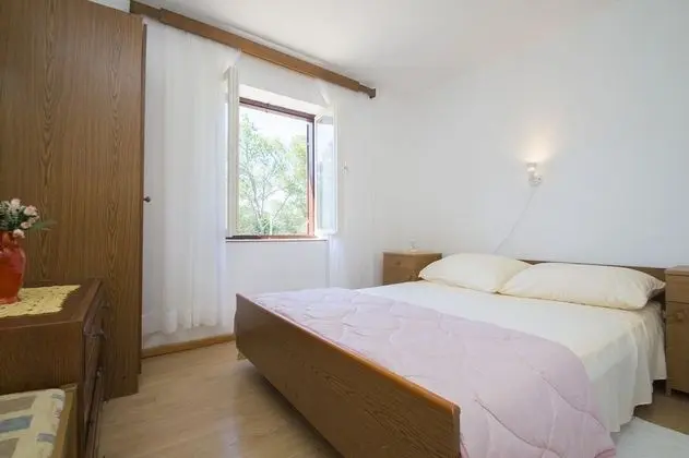 Apart Daire (Ante Š - peaceful and close to the s)