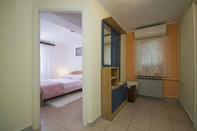 Apart Daire (Ante Š - peaceful and close to the s)