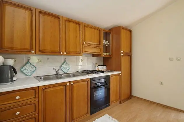 Apart Daire (Ante Š - peaceful and close to the s)