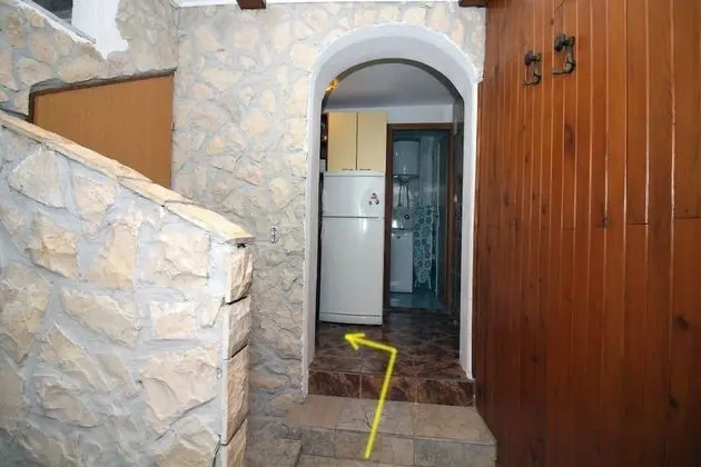 Ev (Ante - spacious & close to the sea - )