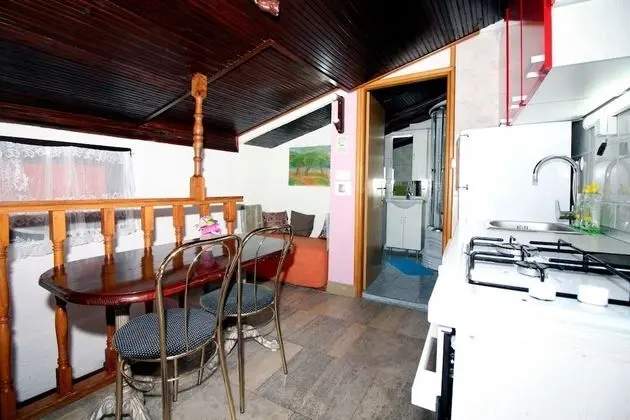 Ev (Ante - spacious & close to the sea - )