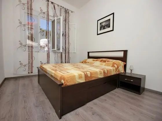 Ev (Villa Antea - 80 m from the beach - H)