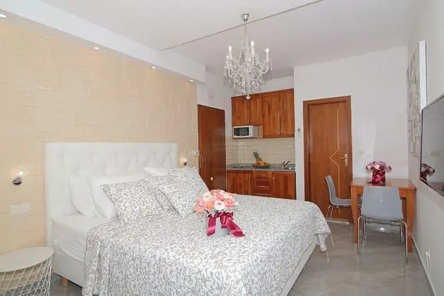 Stüdyo (Double Studio Apartment with Terrace)