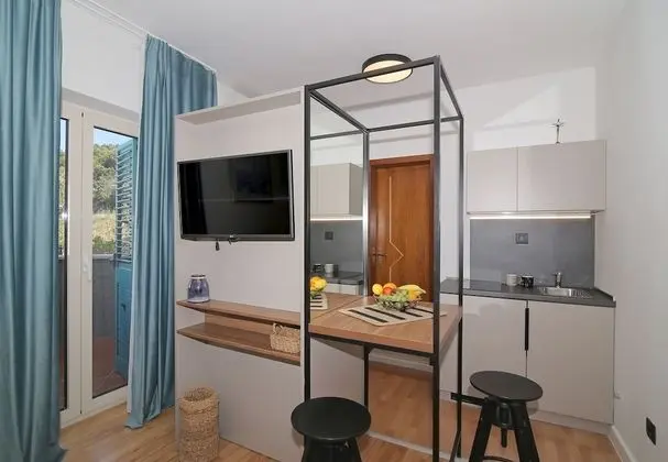 Stüdyo (Double Studio Apartment with Terrace)