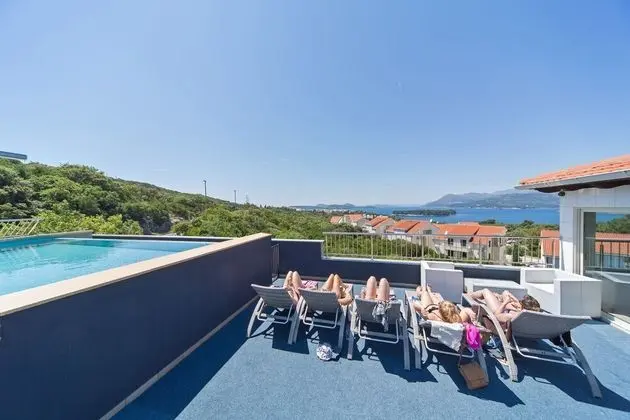 Stüdyo (Family Studio with Terrace)