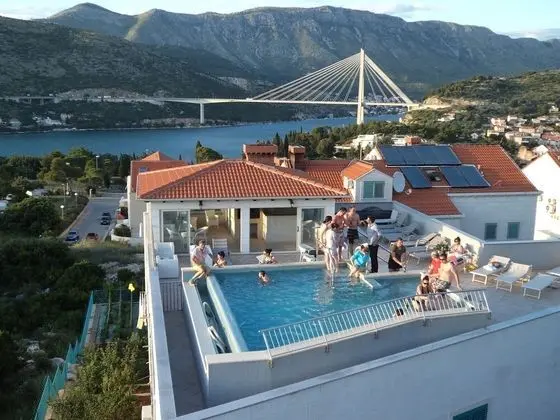 Stüdyo (Twin Studio Apartment with Terrace)