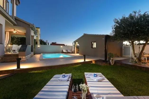 Villa, Sigara İçilebilir