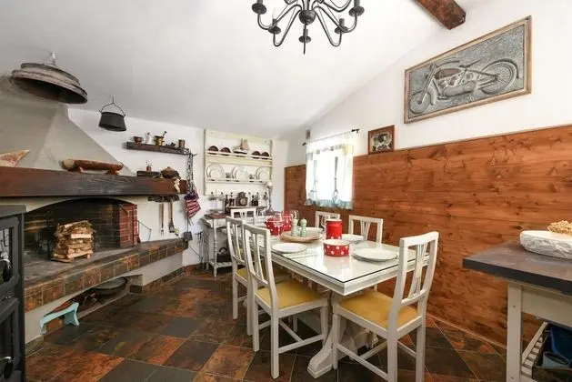 Villa, Sigara İçilebilir