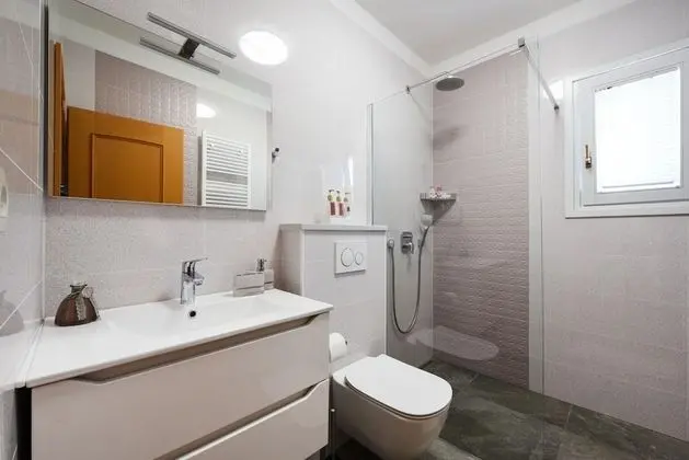 Villa, Sigara İçilebilir