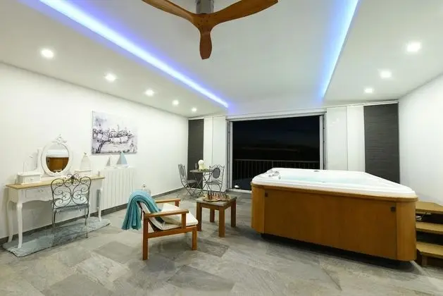 Villa, Sigara İçilebilir