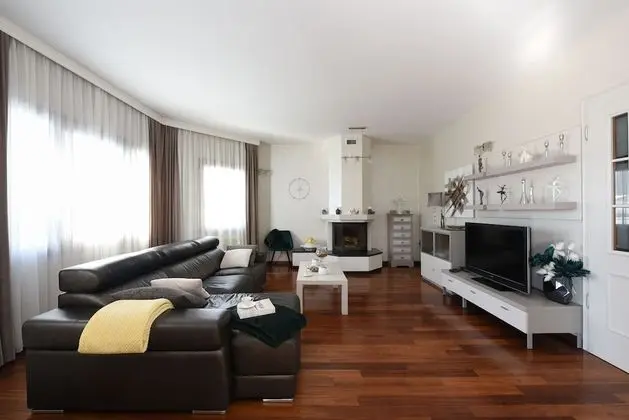 Villa, Sigara İçilebilir