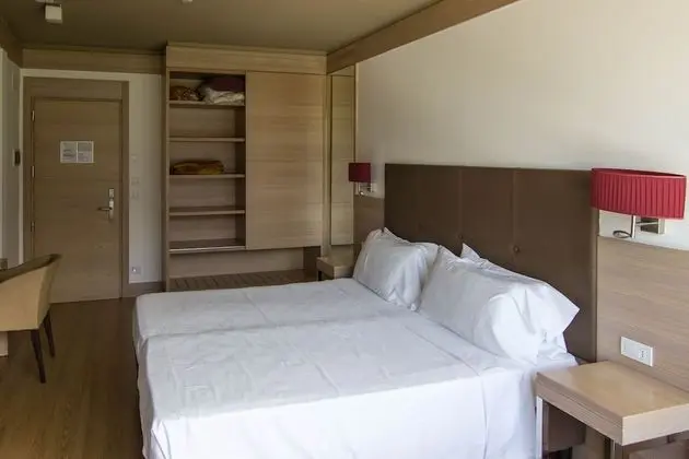 Tek Büyük veya İki Ayrı Yataklı Oda