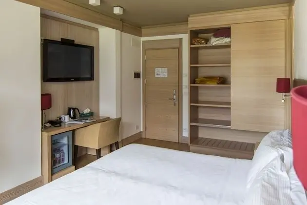 Tek Büyük veya İki Ayrı Yataklı Oda