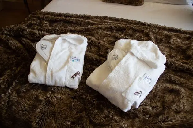 Tek Büyük Yataklı Oda, Vadi Manzaralı (with Spa Access)