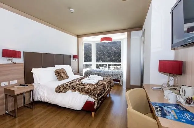 Tek Büyük Yataklı Oda, Vadi Manzaralı (with Spa Access)