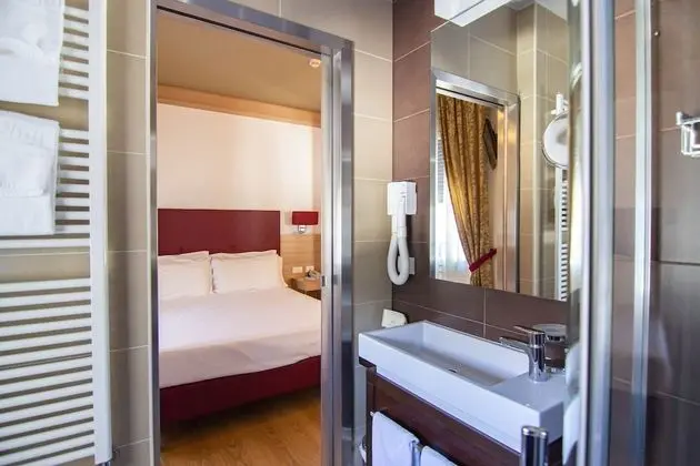 Tek Büyük Yataklı Oda, Vadi Manzaralı (with Spa Access)