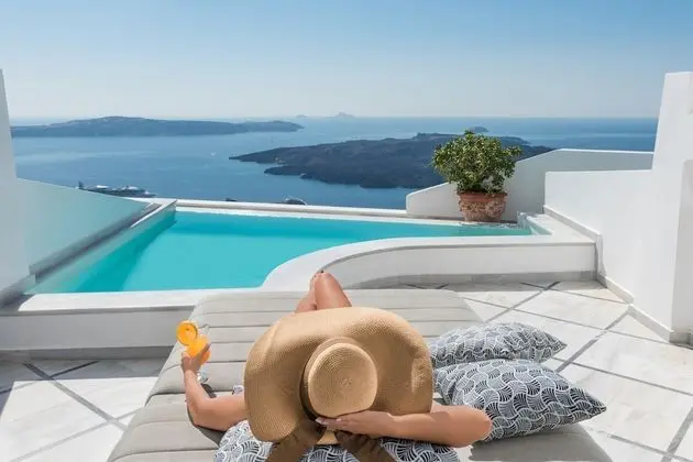 Suite with Infinity Private Pool, Caldera View