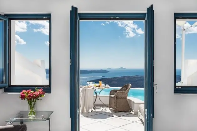 Suite with Infinity Private Pool, Caldera View