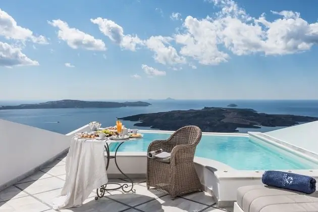 Suite with Infinity Private Pool, Caldera View