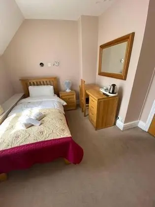 Tek Kişilik Oda, Banyolu/Duşlu