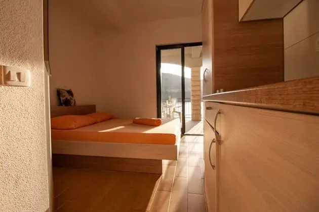 Stüdyo, Deniz Manzaralı