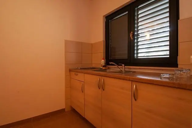 Stüdyo, Kısmi Deniz Manzaralı