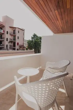 Deluxe Tek Büyük Yataklı Oda, Balkon