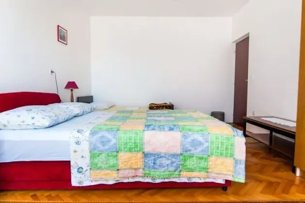 Apart Daire (AnteV - 80m from the sea with parking)