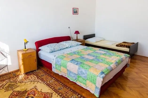 Apart Daire (AnteV - 80m from the sea with parking)