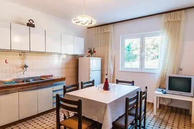 Apart Daire (AnteV - 80m from the sea with parking)