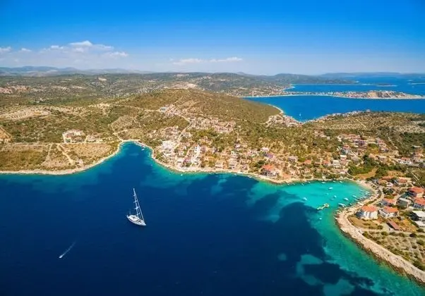 Apart Daire (AnteV - 80m from the sea with parking)