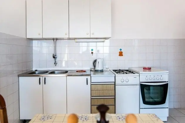 Apart Daire (AnteV - 80m from the sea with parking)