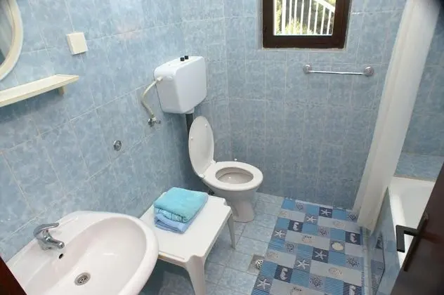 Apart Daire (AnteV - 80m from the sea with parking)