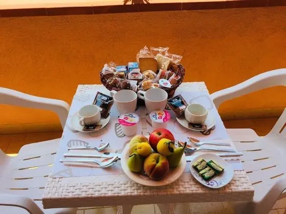 Tek Büyük veya İki Ayrı Yataklı Oda, Özel Banyo (External)