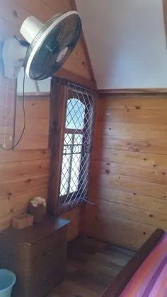 Chalet with Fan and Shared Bathroom