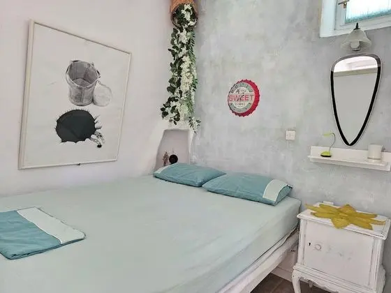 Üç Kişilik Oda