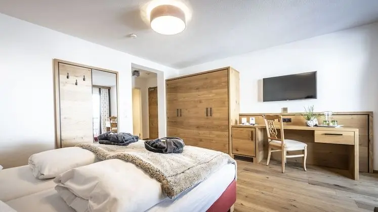 Deluxe Tek Büyük Yataklı Oda, 2 Tek Kişilik Yatak, Dağ Manzaralı