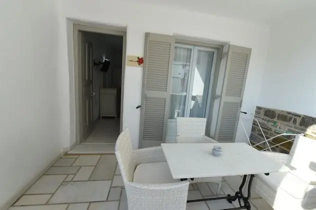 Stüdyo, Havuz Manzaralı (For 3)