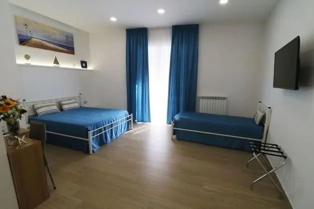 Dört Kişilik Oda, Balkon (Marina Grande)