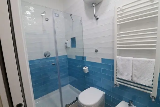 Tek Büyük Yataklı Oda (Marina Piccola)