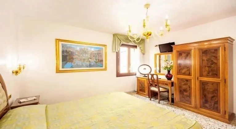 Standard Tek Büyük Yataklı Oda, 1 Çift Kişilik Yatak