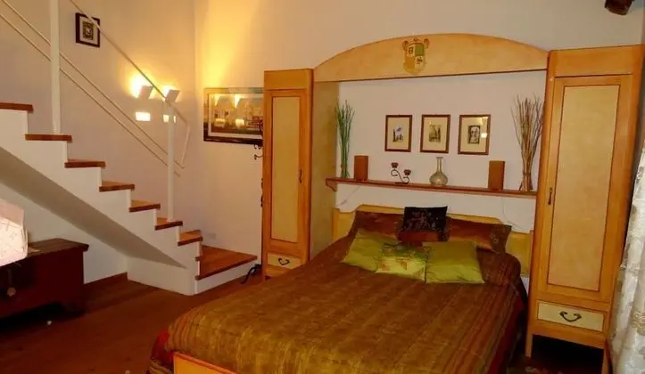 Classic Üç Kişilik Oda, Balkon, Bahçe Manzaralı