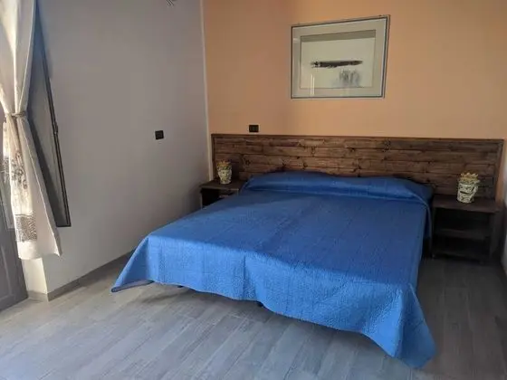 Üç Kişilik Oda, Balkon