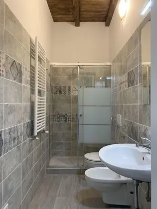 Üç Kişilik Oda, Balkon