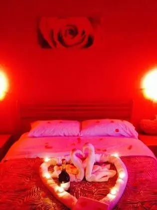 Tek Büyük Yataklı Oda, 1 Büyük (Queen) Boy Yatak