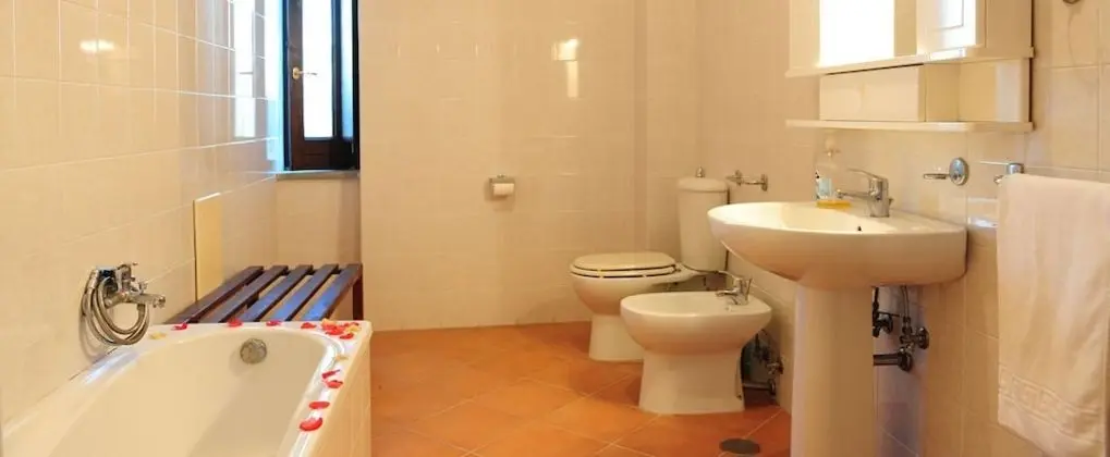 Tek Büyük Yataklı Oda, 1 Büyük (Queen) Boy Yatak