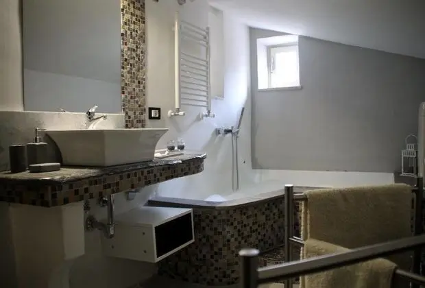Deluxe Tek Büyük Yataklı Oda, Küvet