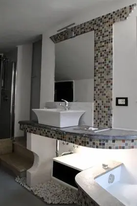 Deluxe Tek Büyük Yataklı Oda, Küvet