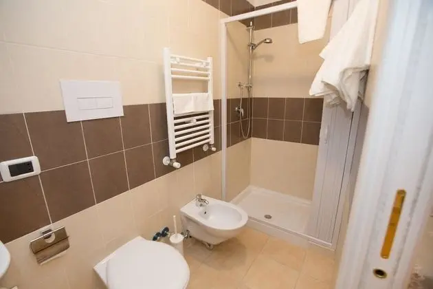 Tek Büyük Yataklı Oda, Özel Banyo